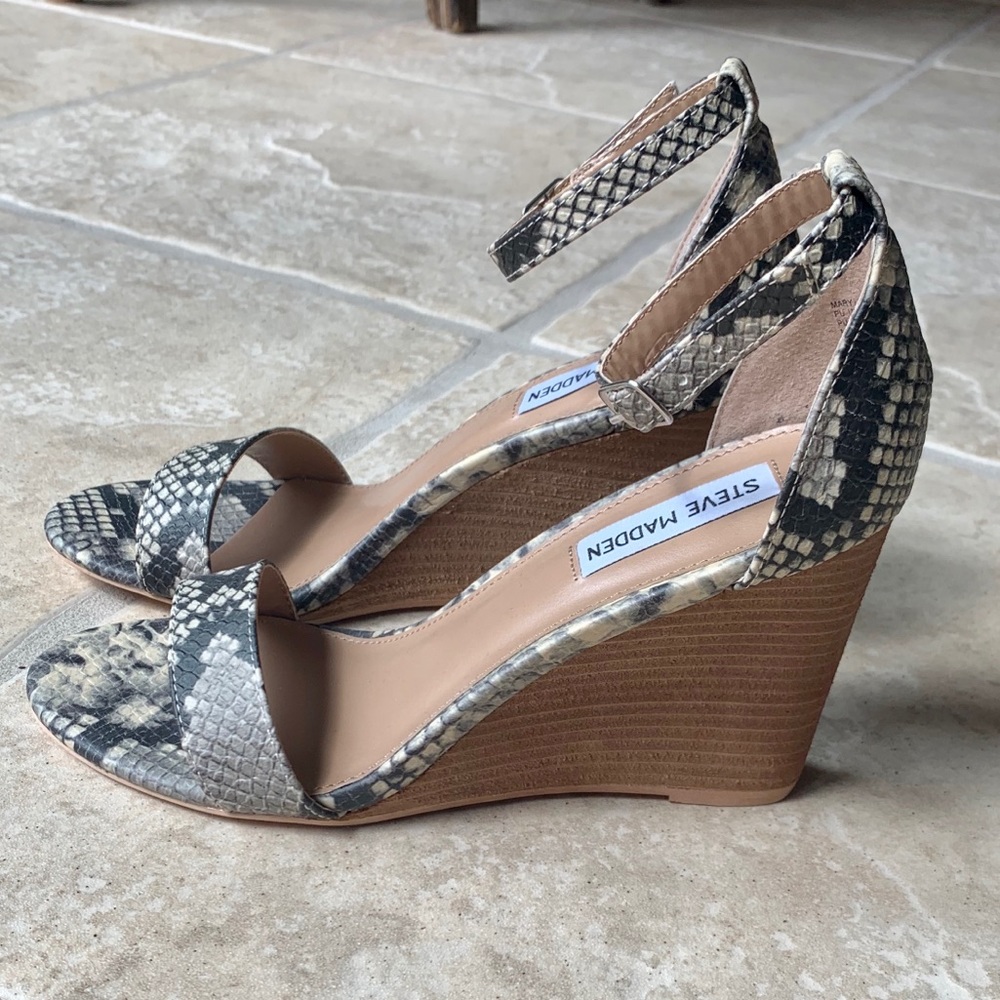 Steve Madden Mary Wedge in Snakeskin Leather
